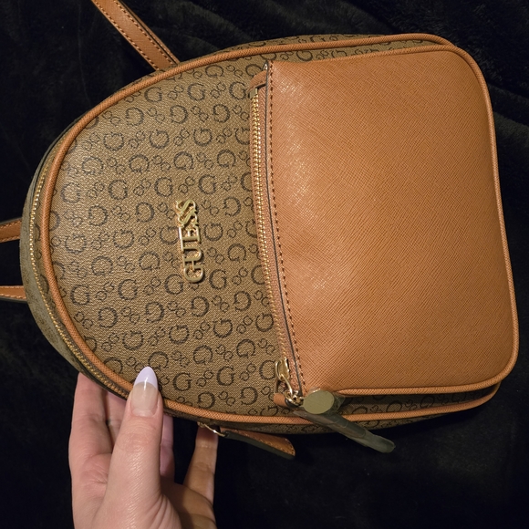 NEW With Tags GUESS Brown Backpack - Picture 2 of 5